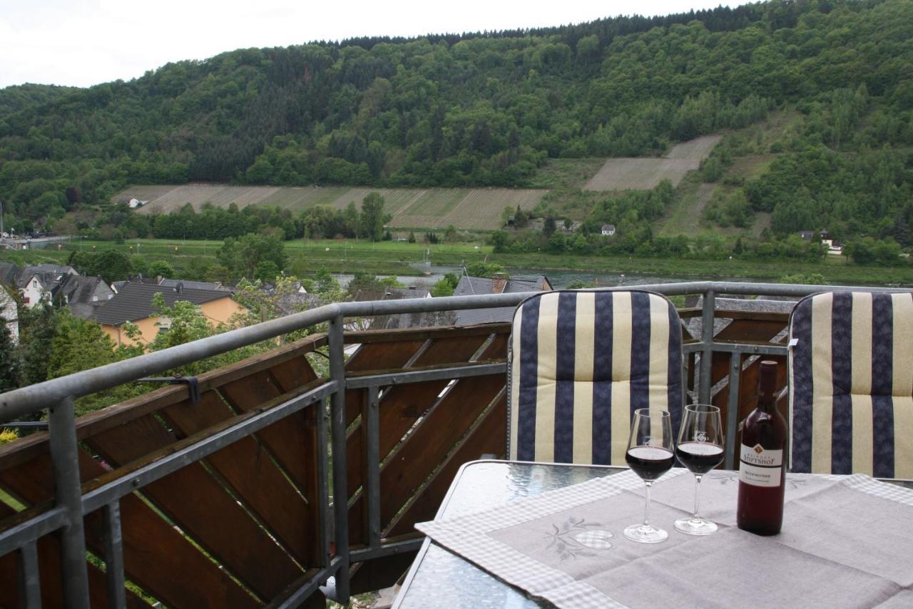Apartments Stiftshof Enkirch Exterior foto